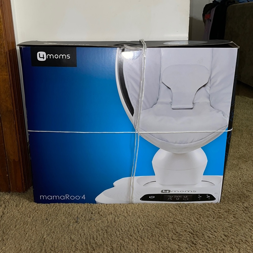 4 moms mamaRoo